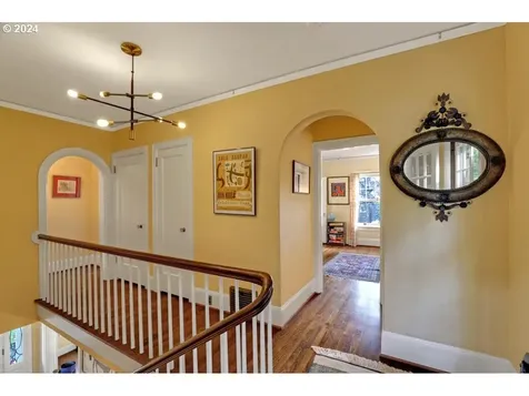 3022 NW Quimby Street Portland OR 97210