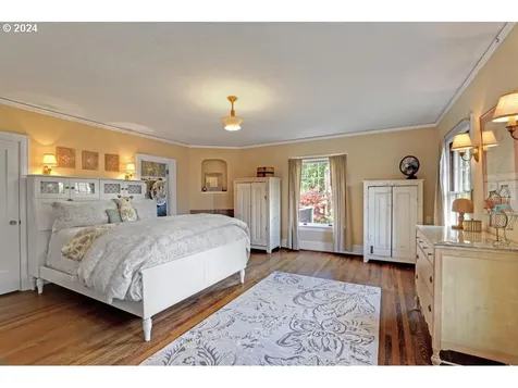 3022 NW Quimby Street Portland OR 97210