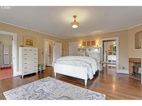 3022 NW Quimby Street Portland OR 97210