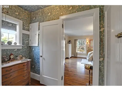 3022 NW Quimby Street Portland OR 97210