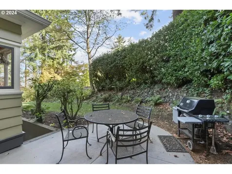 3022 NW Quimby Street Portland OR 97210