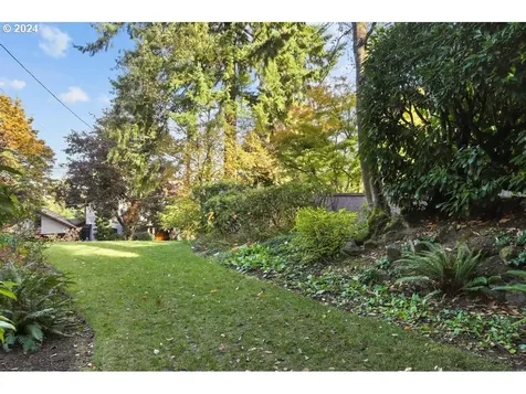 3022 NW Quimby Street Portland OR 97210