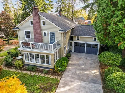 3022 NW Quimby Street Portland OR 97210