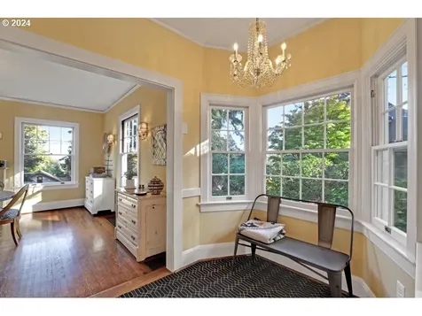 3022 NW Quimby Street Portland OR 97210