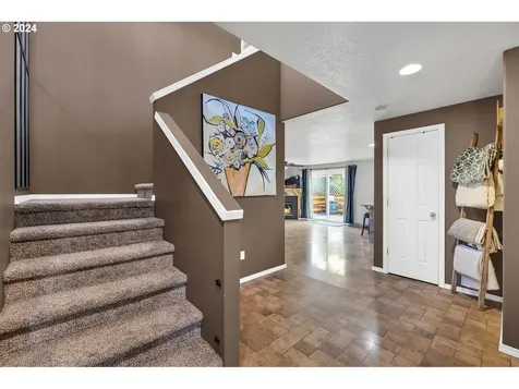 16205 Ne 32nd Street Vancouver WA 98682