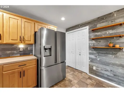 16205 Ne 32nd Street Vancouver WA 98682