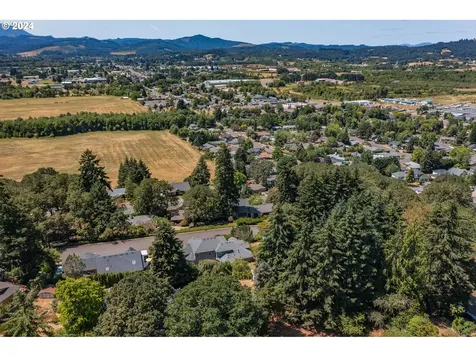 405 S 31st Street Philomath OR 97370