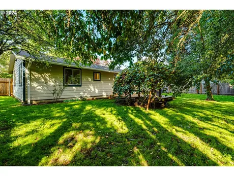1363 Acorn Park Street Eugene OR 97402