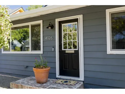 4926 Se 62nd Avenue Portland OR 97206
