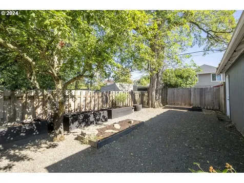4926 Se 62nd Avenue Portland OR 97206