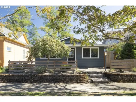 4926 Se 62nd Avenue Portland OR 97206