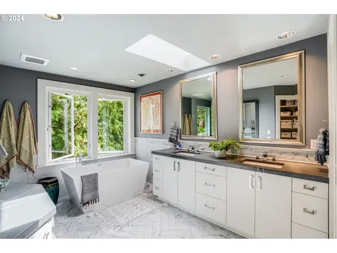 2610 SW Fairmount Boulevard Portland OR 97239