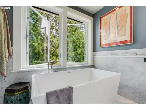 2610 SW Fairmount Boulevard Portland OR 97239