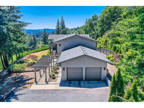 16200 Se Hagen Road Happy Valley OR 97086