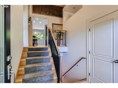 16200 Se Hagen Road Happy Valley OR 97086