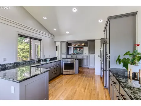 16200 Se Hagen Road Happy Valley OR 97086