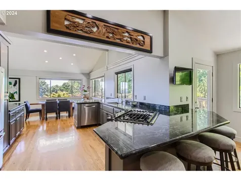 16200 Se Hagen Road Happy Valley OR 97086