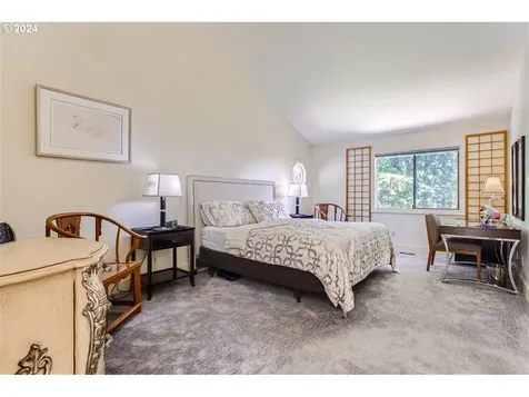 16200 Se Hagen Road Happy Valley OR 97086