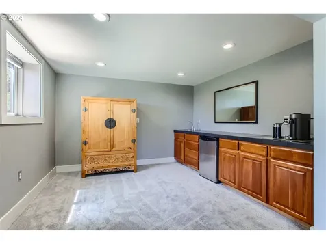 16200 Se Hagen Road Happy Valley OR 97086