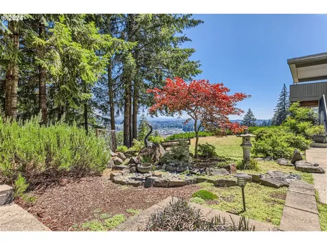 16200 Se Hagen Road Happy Valley OR 97086