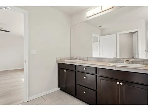 2907 S Cherry Grove Way Ridgefield WA 98642