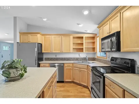 19495 Sw Blanton Street Beaverton OR 97078