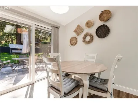 10250 SW 85th Avenue Portland OR 97223