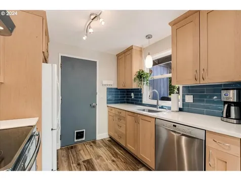 10250 SW 85th Avenue Portland OR 97223