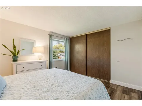 10250 SW 85th Avenue Portland OR 97223