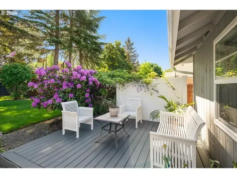 10250 SW 85th Avenue Portland OR 97223
