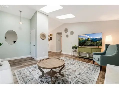 10250 SW 85th Avenue Portland OR 97223