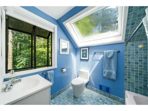 1612 Sw Upland Drive Portland OR 97221
