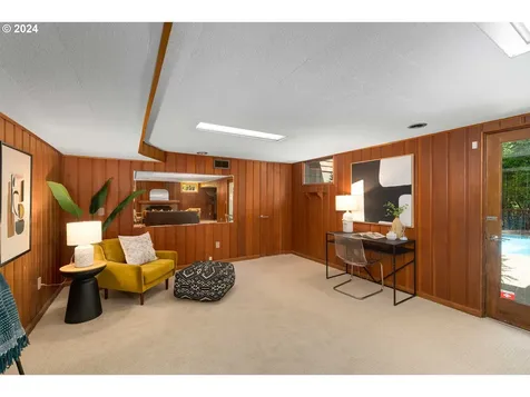 1612 Sw Upland Drive Portland OR 97221