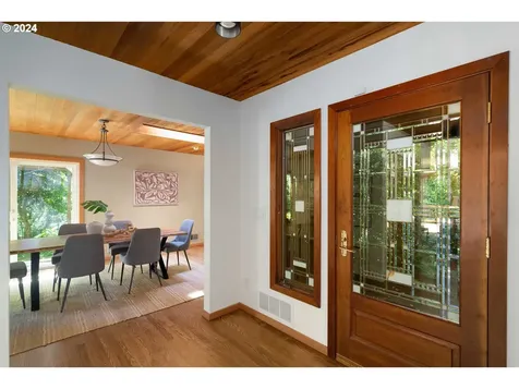 1612 Sw Upland Drive Portland OR 97221