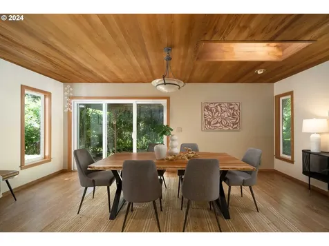 1612 Sw Upland Drive Portland OR 97221