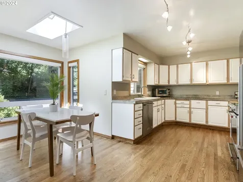 1612 Sw Upland Drive Portland OR 97221