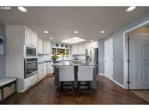 30650 Ne Bell Road Sherwood OR 97140