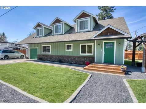 202 Se 3rd Avenue Battle Ground WA 98604