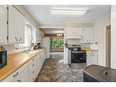 505 Hemlock Street Florence OR 97439