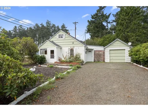 505 Hemlock Street Florence OR 97439