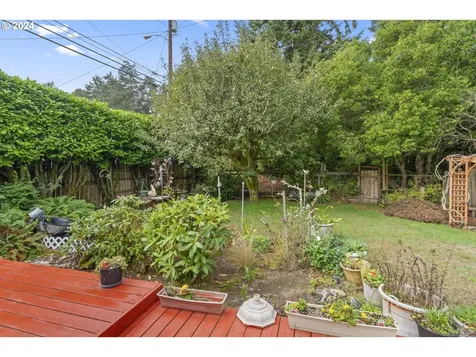 505 Hemlock Street Florence OR 97439