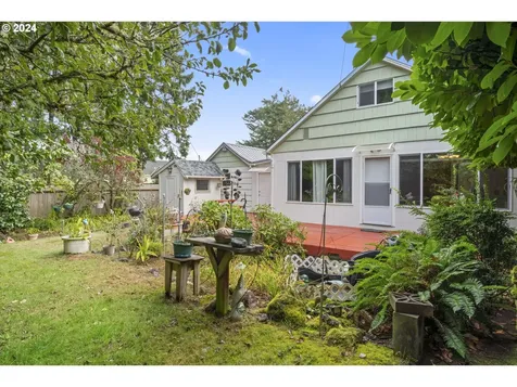 505 Hemlock Street Florence OR 97439