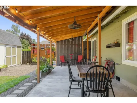 1495 Sw Apperson Street Mcminnville OR 97128