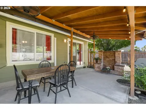 1495 Sw Apperson Street Mcminnville OR 97128