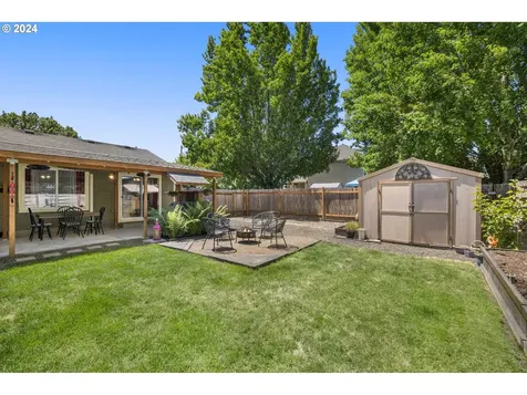 1495 Sw Apperson Street Mcminnville OR 97128