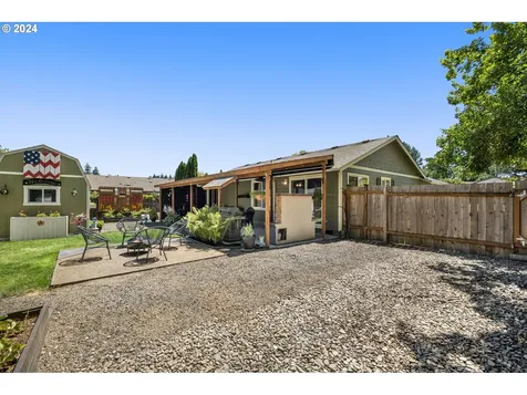 1495 Sw Apperson Street Mcminnville OR 97128