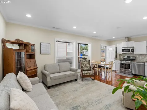 21615 S Cloudview Drive Oregon City OR 97045