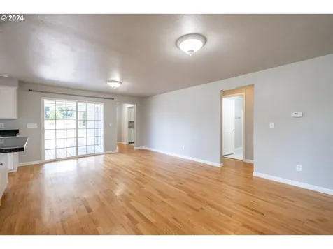 30521 Rancho Road Lebanon OR 97355