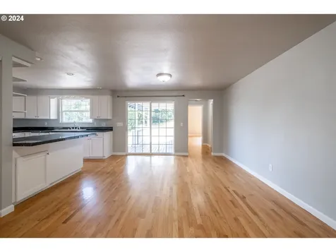 30521 Rancho Road Lebanon OR 97355
