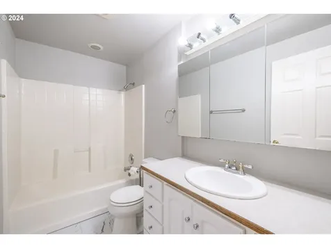 30521 Rancho Road Lebanon OR 97355